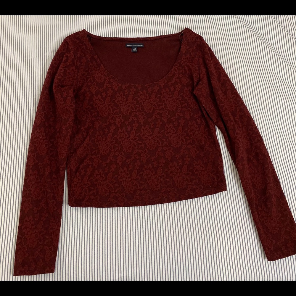 Burgundy mid crop long sleeve